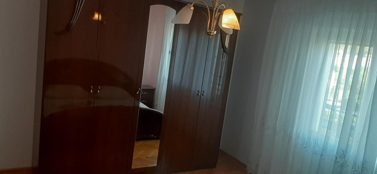 Apartment Vana Trogir Exteriör bild