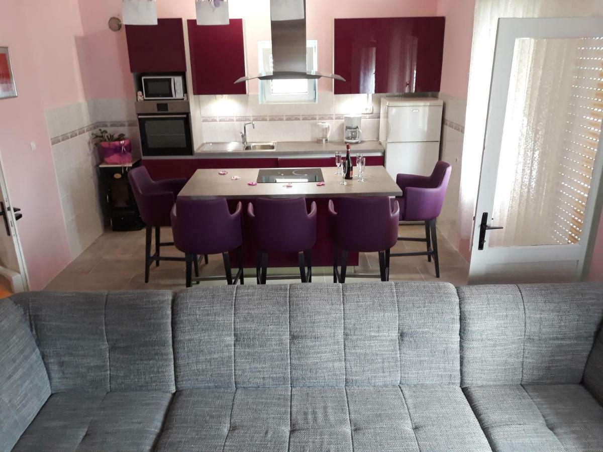 Apartment Vana Trogir Exteriör bild