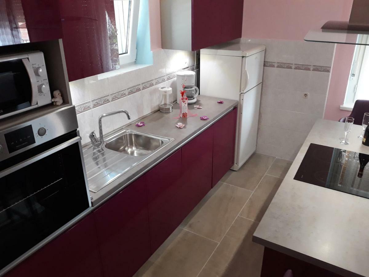 Apartment Vana Trogir Exteriör bild